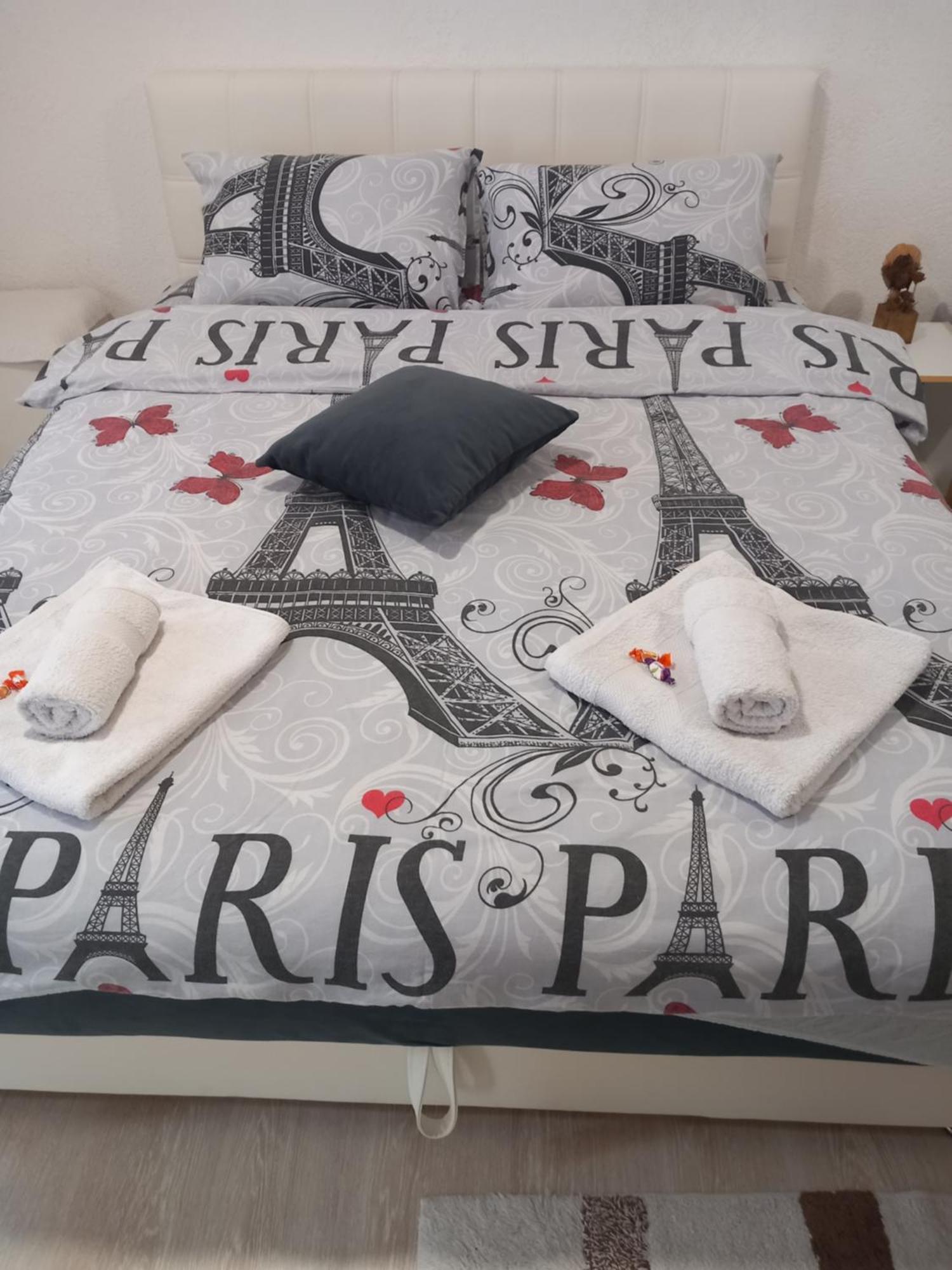 Apartman Azra 塞拉耶佛 外观 照片
